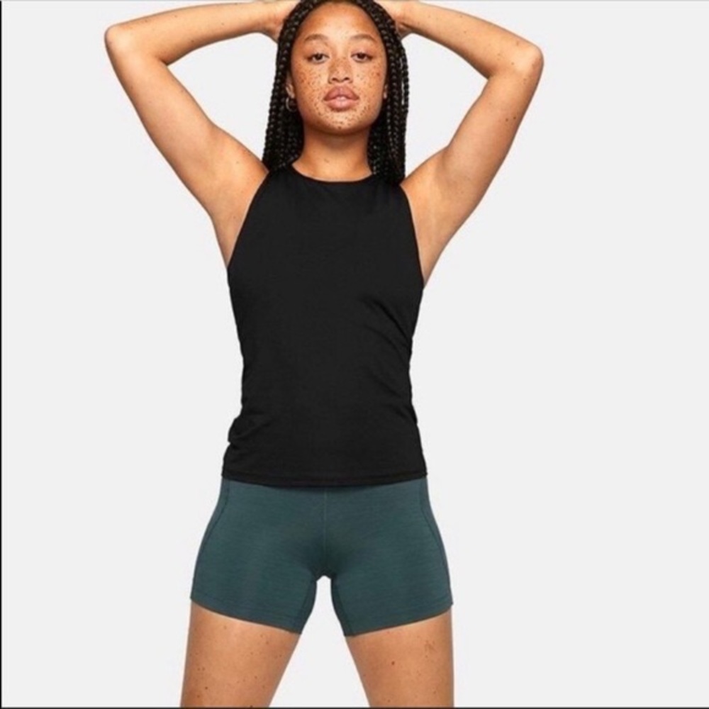 Outdoor Voices Mini Mesh Tank in Black